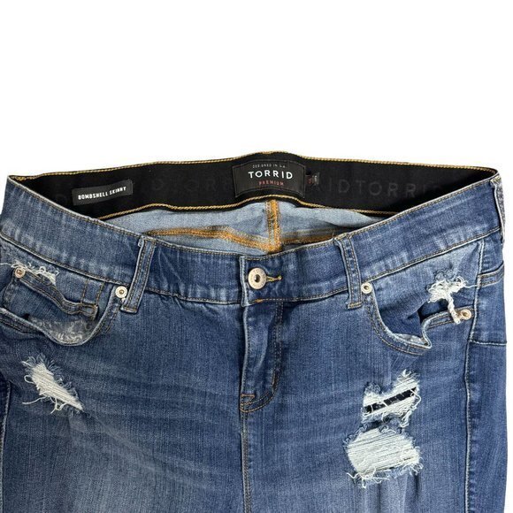 Torrid Womens Plus Size 18‎ Premium Stretch Distressed Bombshell Skinny Jeans - Picture 2 of 7